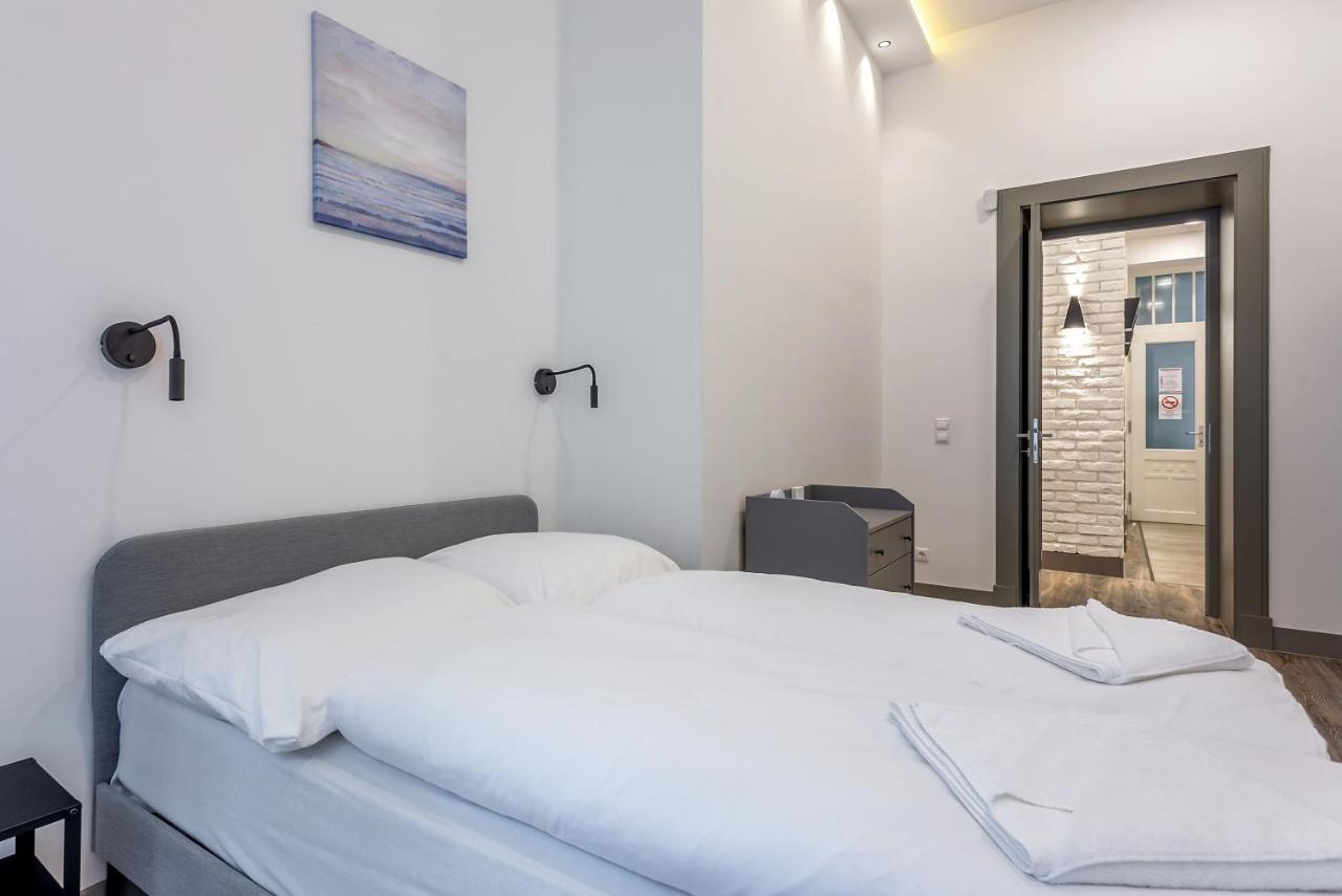 Alder Bridge Apartment Boedapest Buitenkant foto