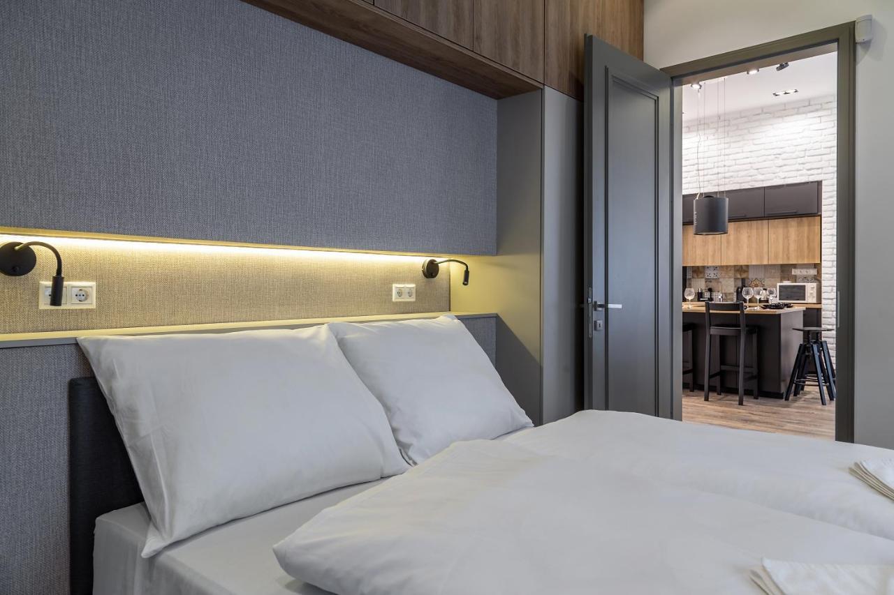 Alder Bridge Apartment Boedapest Buitenkant foto